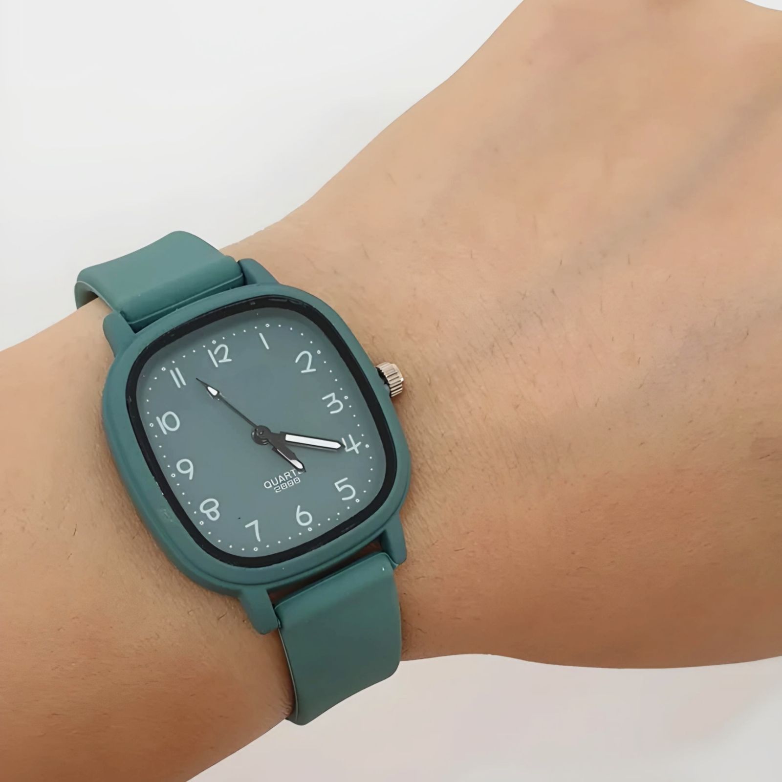 ساعت مچی عقربه ای مدل بند پیو پاستیلی آنتی آلرژی کد 6-1 -  - 2