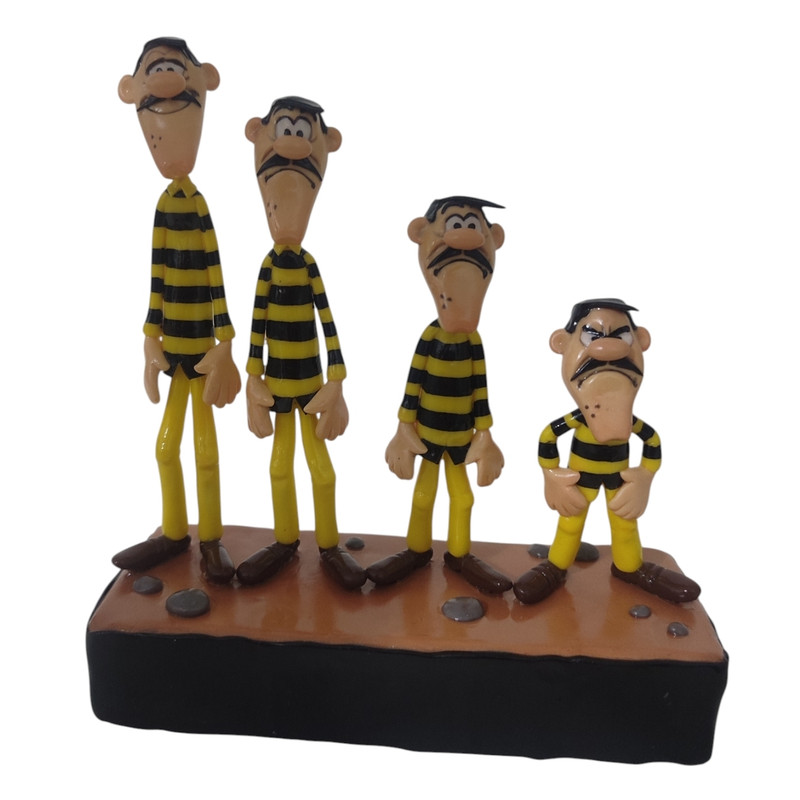 مجسمه مدل برادران دالتون 