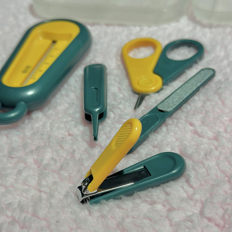 ست ناخن گیر کودک مدل All in one-2024 مجموعه 5 عددی