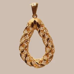 آویز گردنبند طلا 18 عیار زنانه گالری یارطلا مدل سه بعدی کد PL3D12