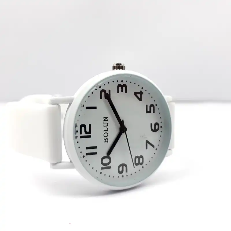 ساعت مچی عقربه ای بلون کد s33