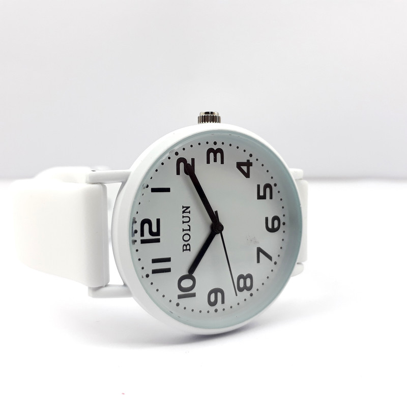 ساعت مچی عقربه ای بلون کد s33 ساعت مچی عقربه ای بلون کد s33