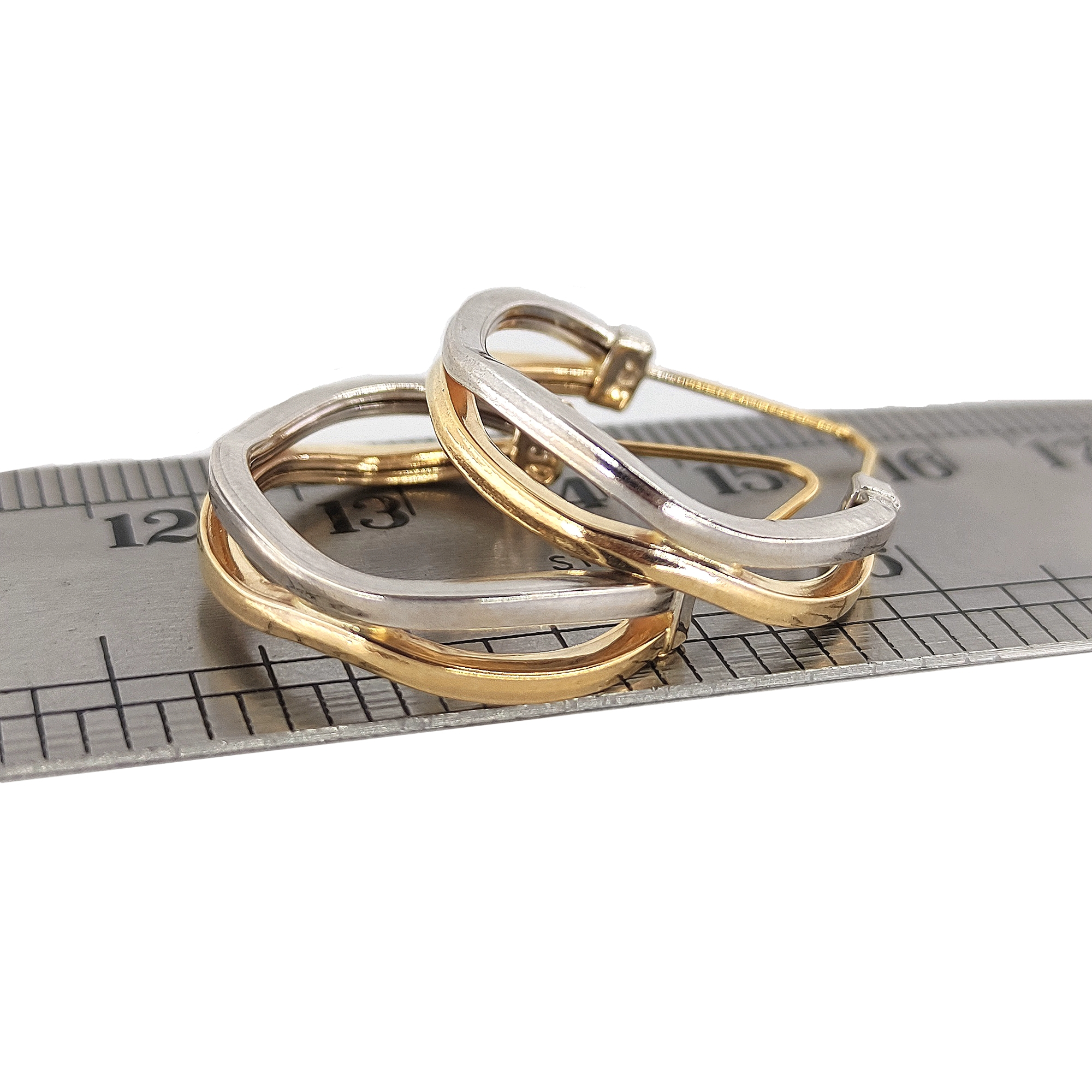 گوشواره طلا 18 عیار زنانه طلا و جواهرسازی افرا مدل موج 257