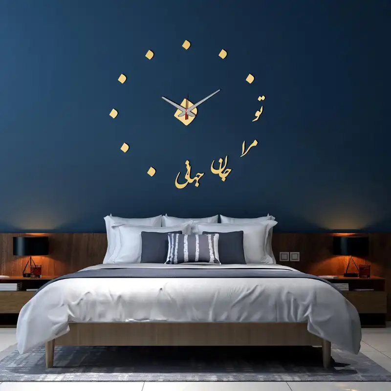 ساعت دیواری مدل تومرا جان جهانی