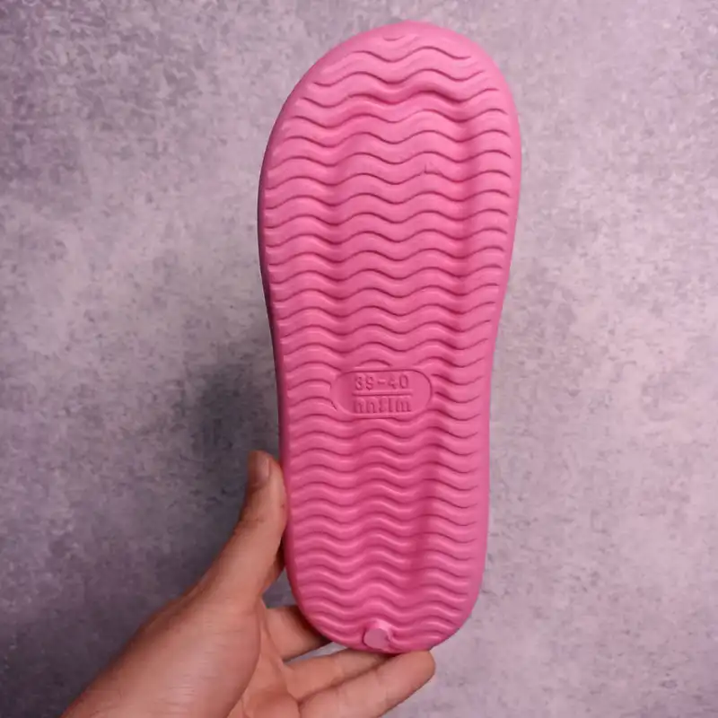 دمپایی لاانگشتی زنانه نسیم مدل آتوسا کد 1549-PK