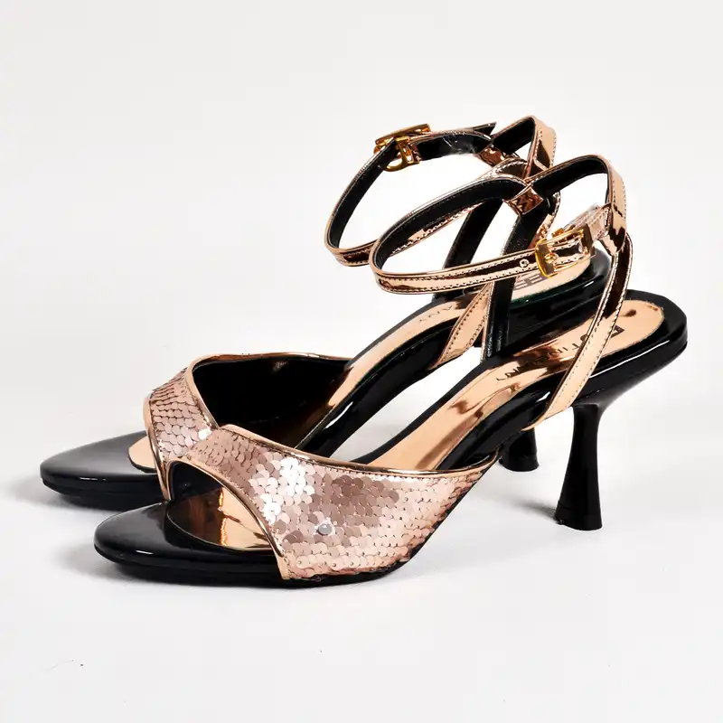 صندل زنانه تین بانی مدل کامیلا 06