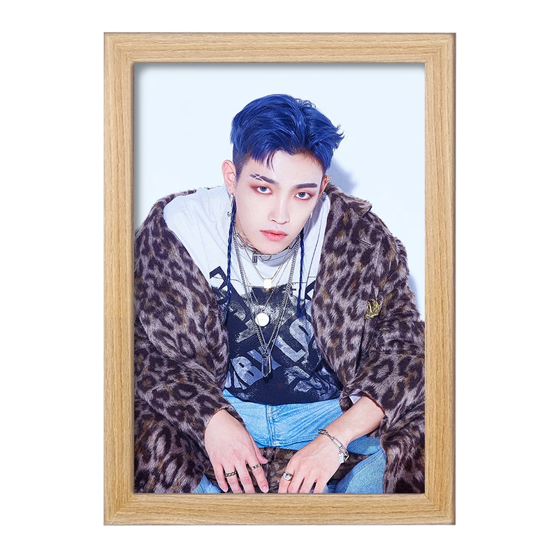 تابلو خندالو مدل هنگ جوون گروه ایتیز ATEEZ  کد 12311