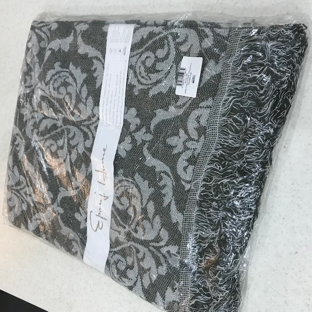 شال مبل ایپونج مدل Ep-021661 سایز 220x170 سانتی متر