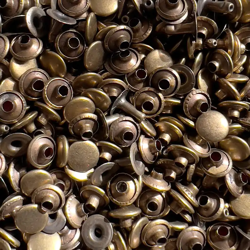 دکمه پرچ پرسی مدل دو رو کد 858 مجموعه 200 عددی