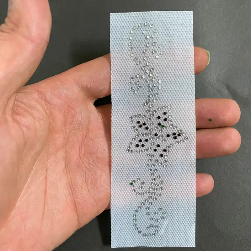 استیکر پارچه و لباس مدل FM-03