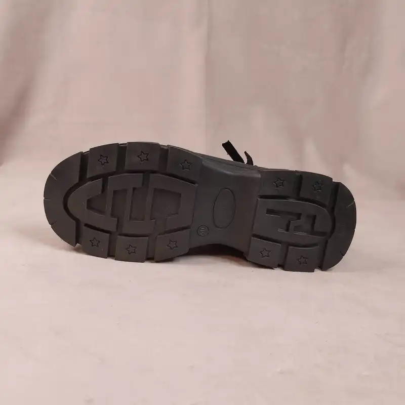 نیم بوت زنانه مدل conpax