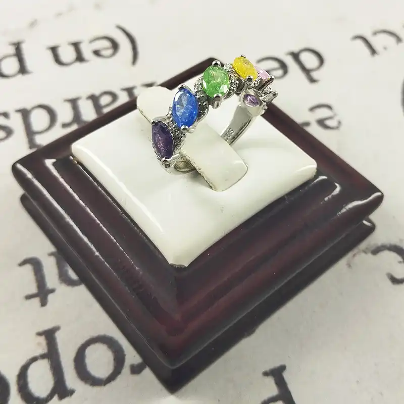 انگشتر نقره زنانه سلین کالا مدل چندجواهر کد 49