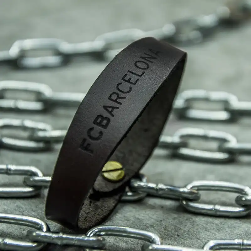 دستبند چرمینه اسپرت مدل بارسلونا کد 3001