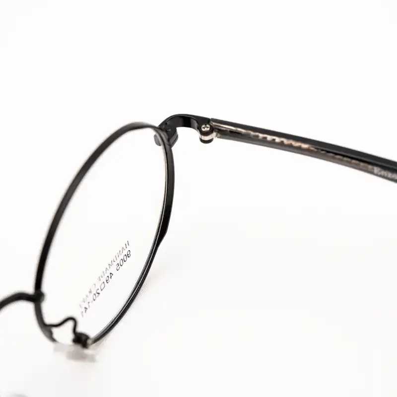 فریم عینک طبی انزو مدل 9005DT225