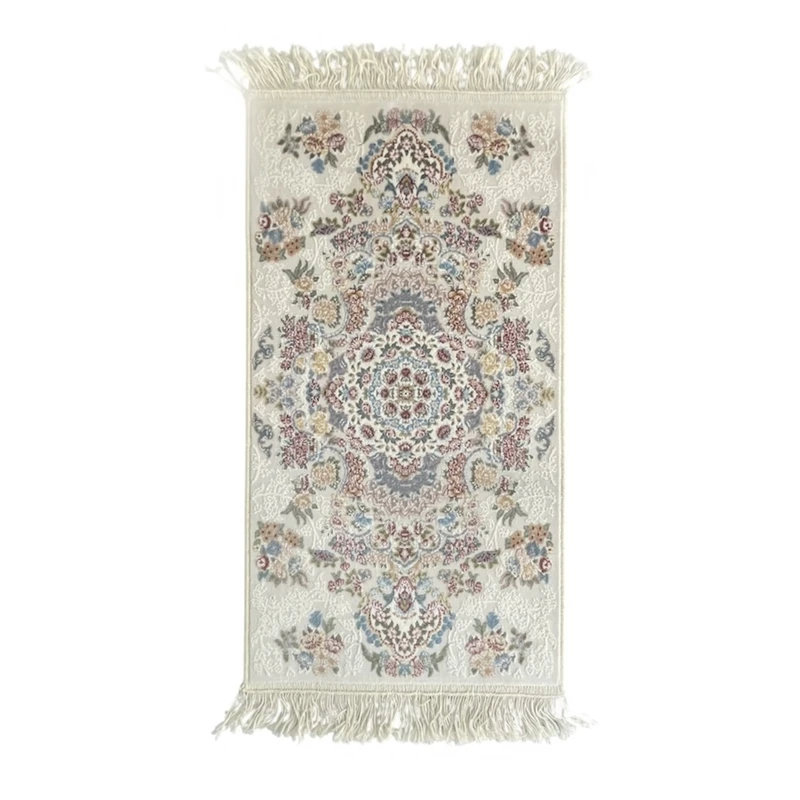 فرش ماشینی 1200 شانه زمینه کرم حاشیه کرم مدل باغ بهشت