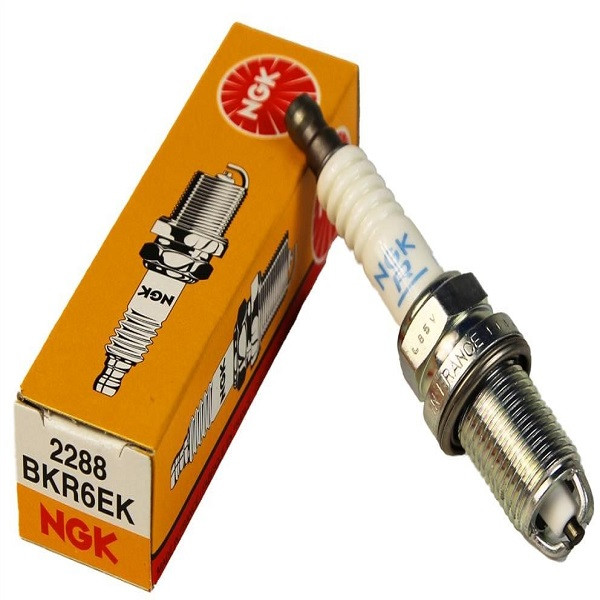 شمع خودرو ان‌جی‌کی مدل 2288 BKR6EK پایه کوتاه مناسب برای پژو 405 و پژو پارس بسته 4 عددی