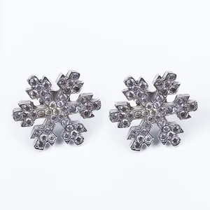 گوشواره طلا 18 عیار زنانه مدل دونه برفی مدل GPT101