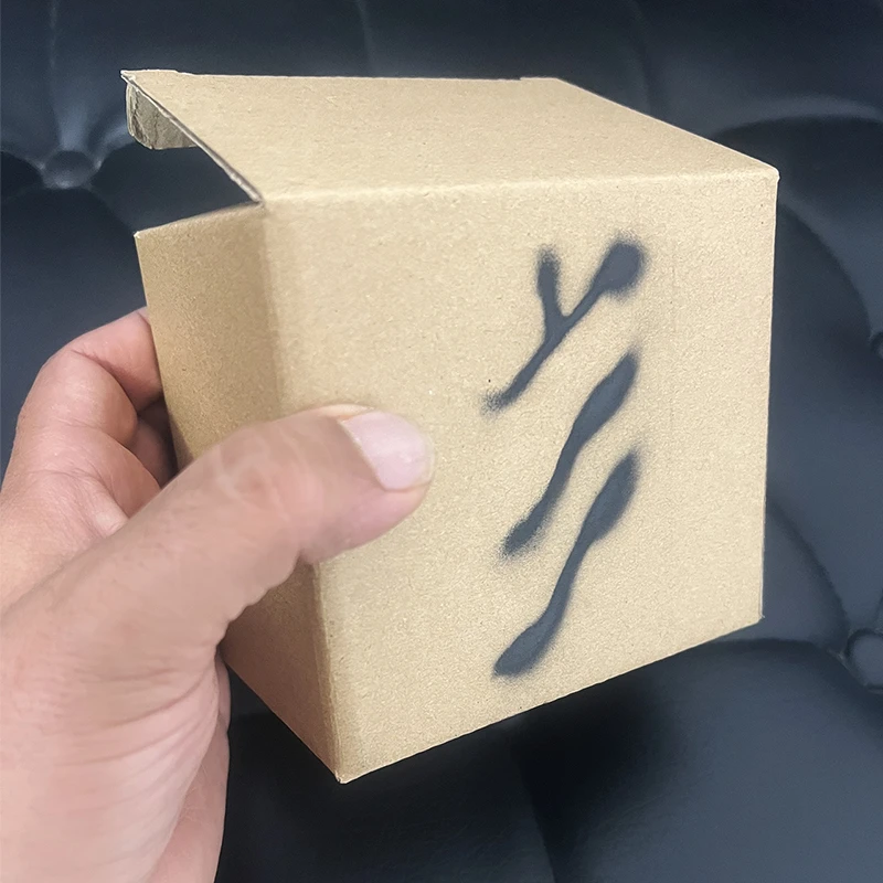 عکس شماره 3 : ماگ مد برتر مدل بارسلونا به همراه زیر لیوانی