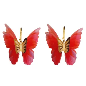 گوشواره طلا 18 عیار زنانه  گالری یارطلا مدل پروانه کد AGP39