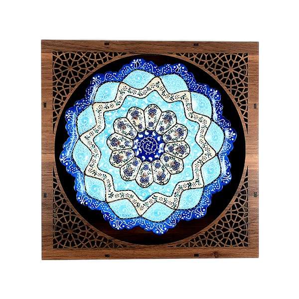 بشقاب میناکاری طرح گل بوته