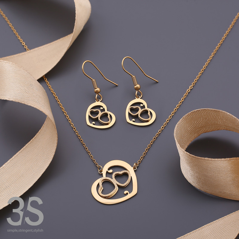 نیم ست زنانه طرح قلب کد 1112 نیم ست زنانه طرح قلب کد 1112