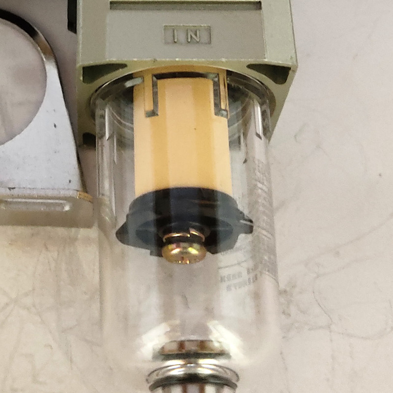 فیلتر رگلاتور پنوماتیک مدل AW2000