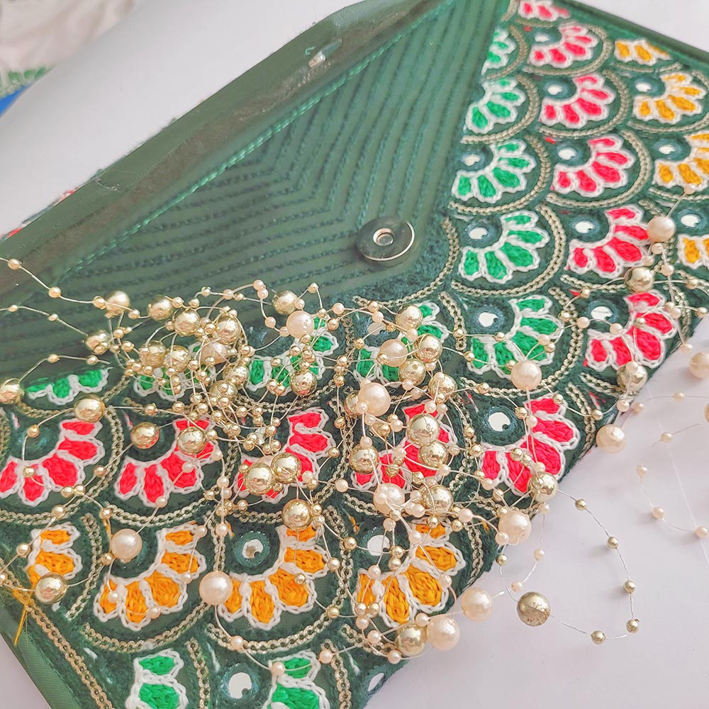 کیف دستی دست دوز زنانه  نیک ثمر مدل  سوزندوزی طرح گل