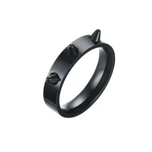 انگشتر زنانه مدل استیل رینگ اسپایکی 40