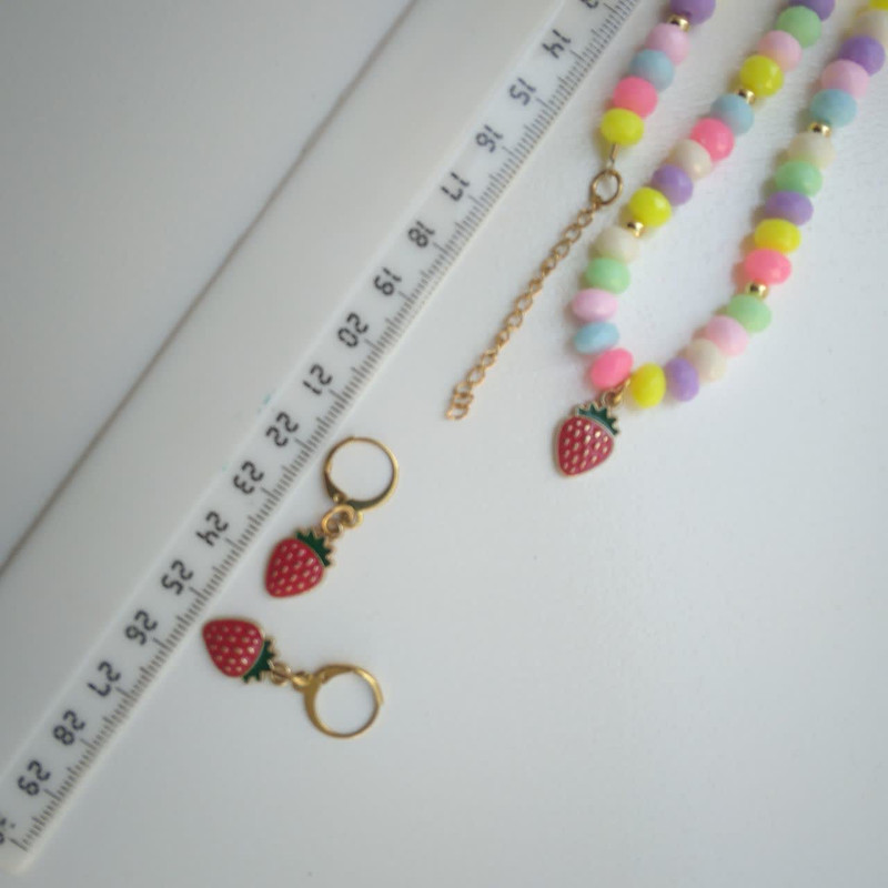 نیم ست دخترانه مدل مهره ای توت فرنگی کد 0317 نیم ست دخترانه مدل مهره ای توت فرنگی کد 0317