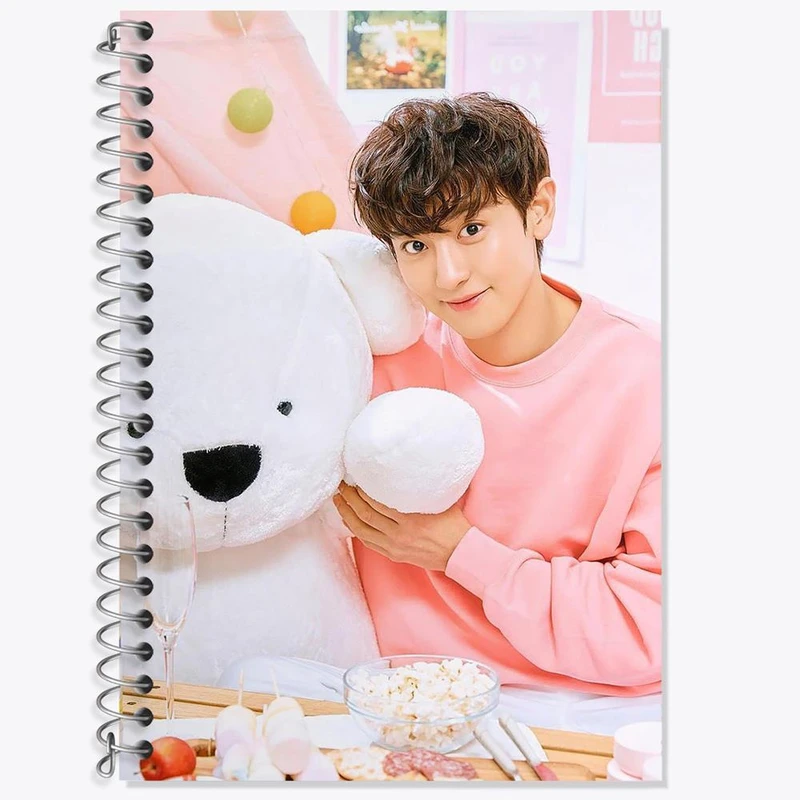 دفتر زبان 50 برگ خندالو مدل سه خط طرح چانیول گروه اکسو EXO کد 16797