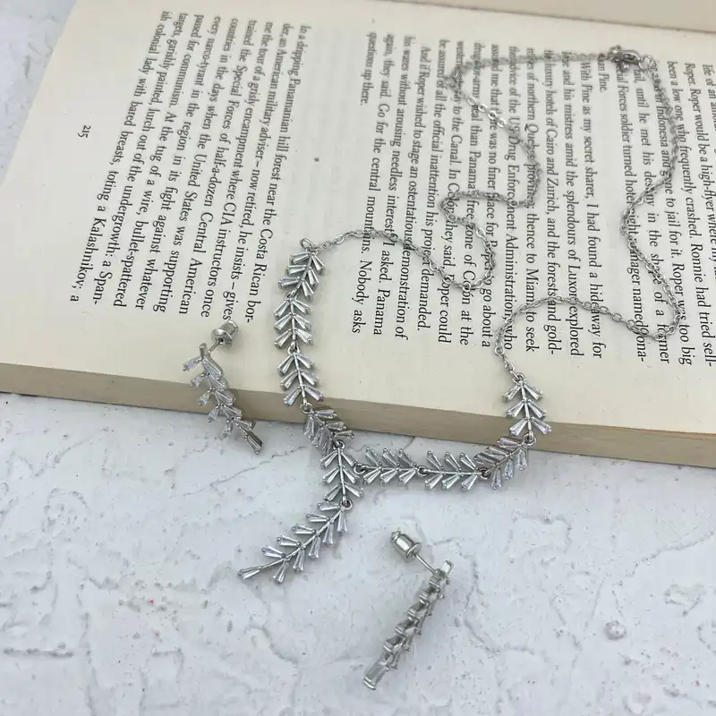 نیم ست زنانه مدل جواهری کد M4196