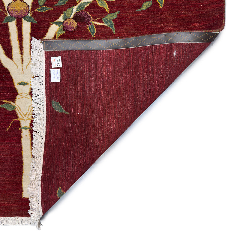 فرش  دستبافت ۴ متری گبه مدل درخت انار زمینه لاکی