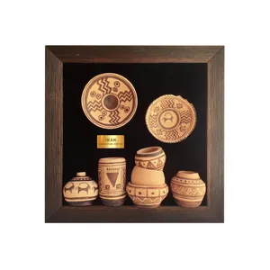 تابلو سفال صنایع دستی ناروَن طرح کاسه و کوزه‌های مینیاتوری کد M1014