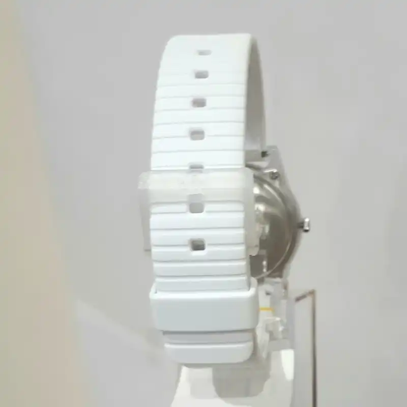 ساعت مچی عقربه ای کیو اند کیو مدل VS62J002Y