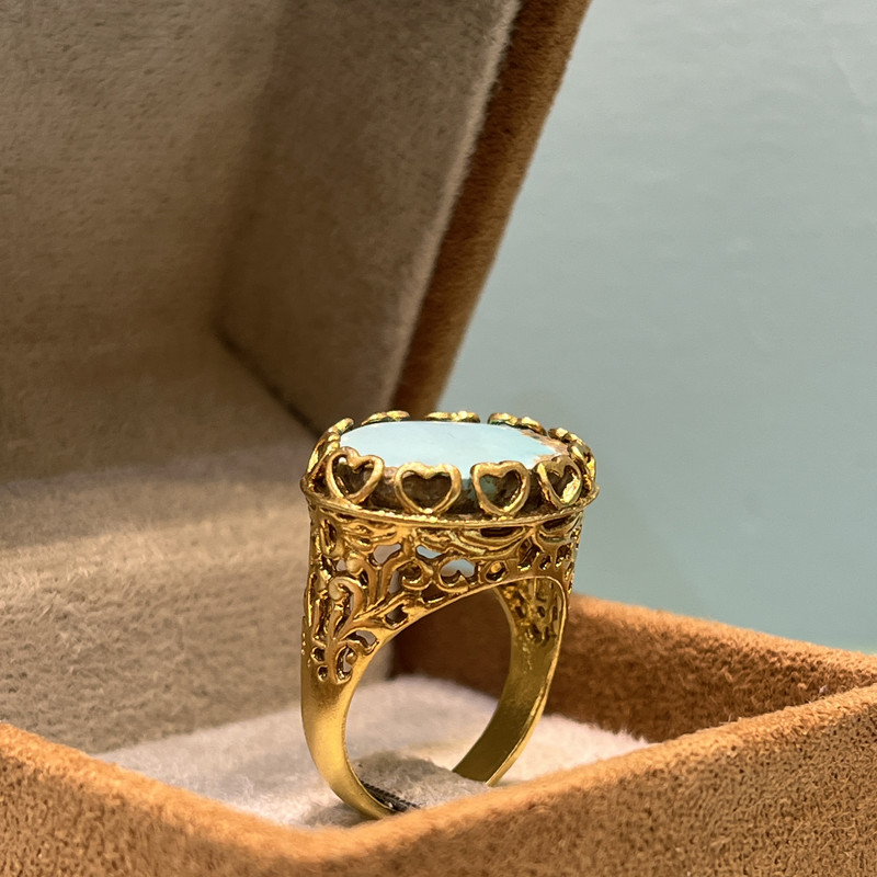 انگشتر نقره زنانه مدل دستساز فیروزه نیشابوری انگشتر نقره زنانه مدل دستساز فیروزه نیشابوری