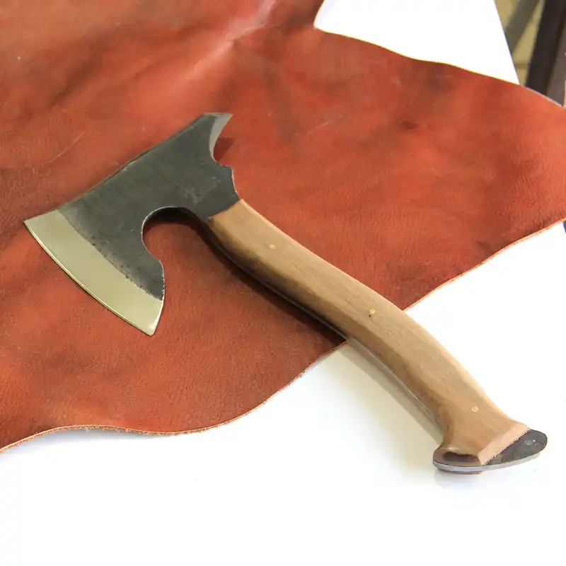 تبر سفری مدل T4