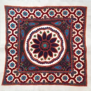 رومیزی پته دوزی مدل ترنج