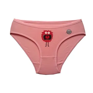 شورت زنانه فیتن فرخ زادی مدل فانتزی رنگ صورتی