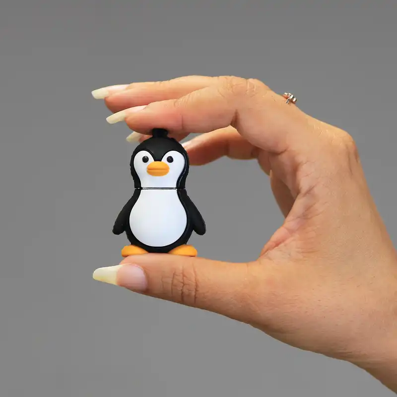 فلش مموری طرح پنگوئن مدل Ul-Penguin01 ظرفیت 8 گیگابایت