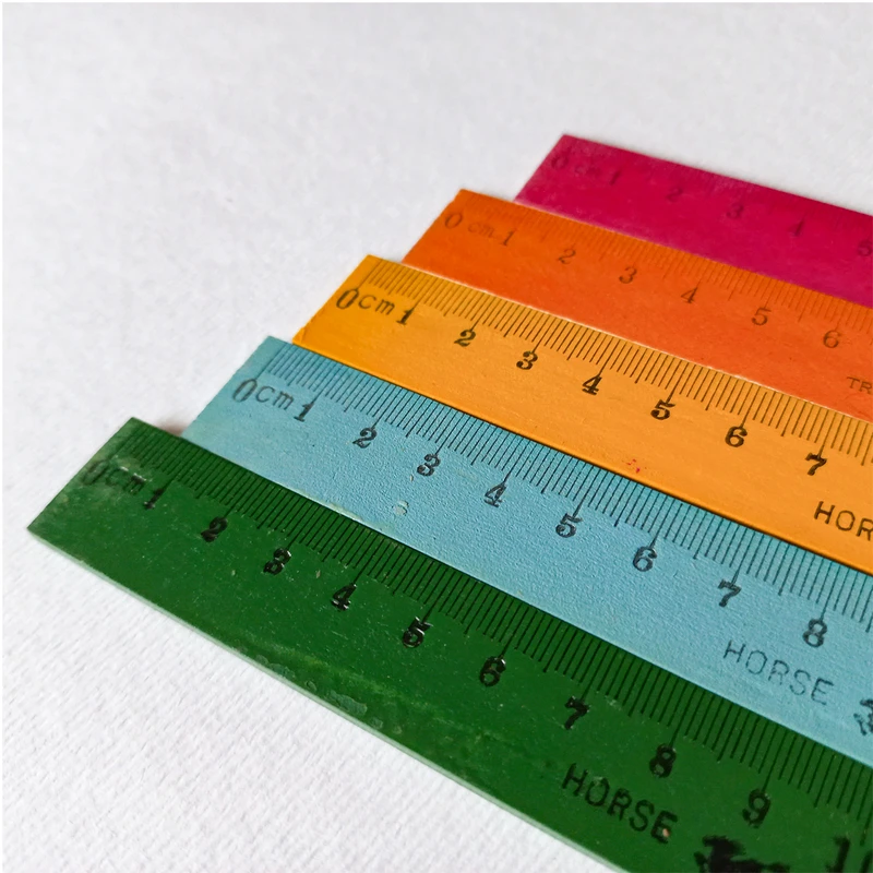 عکس شماره 7 : ست پرگار کریتورز کلاس مدل کلاسیک طرح پاستلی به همراه خط کش