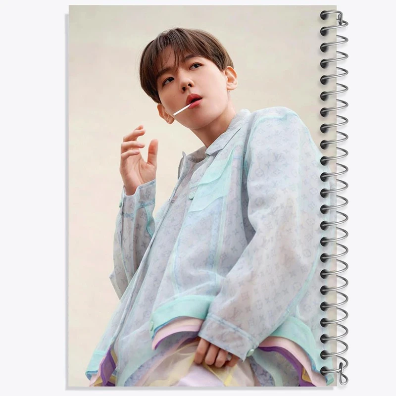 دفتر مشق 50 برگ خندالو مدل بکهیون گروه اکسو EXO کد 13611