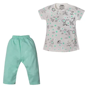 ست تی شرت و شلوارک دخترانه چیندکا مدل 232