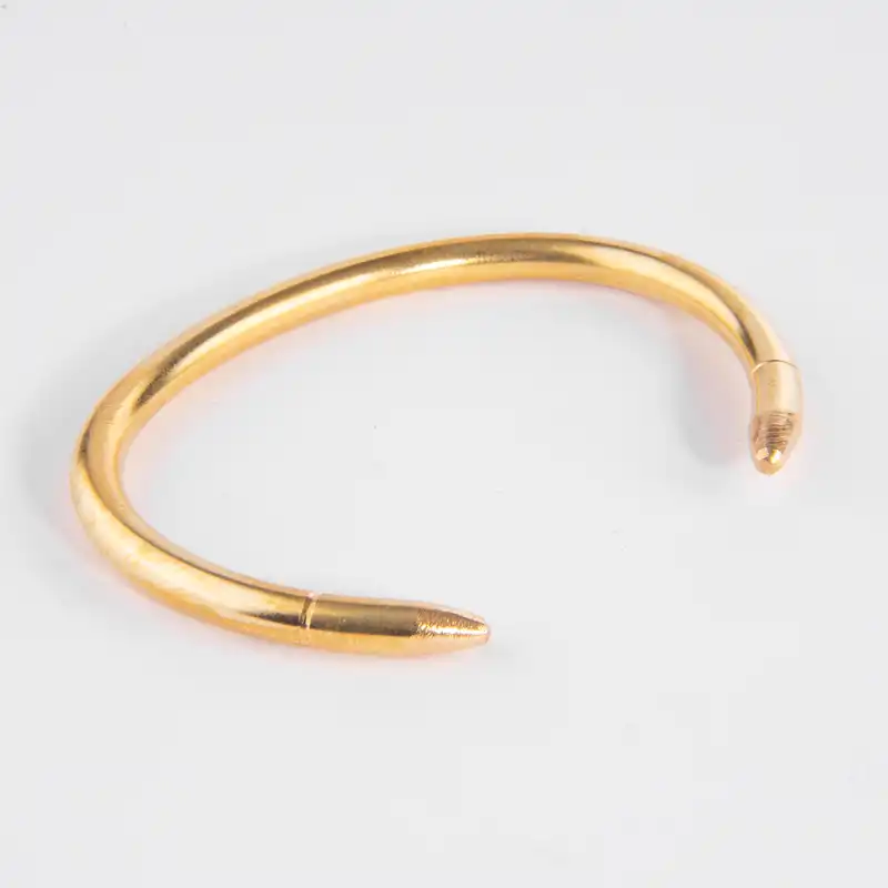 دستبند مدل گرد