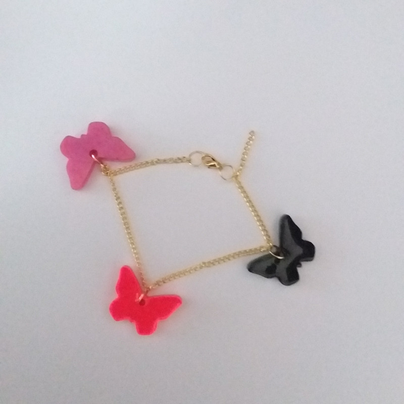 دستبند دخترانه مدل رقص پروانه ها دستبند دخترانه مدل رقص پروانه ها