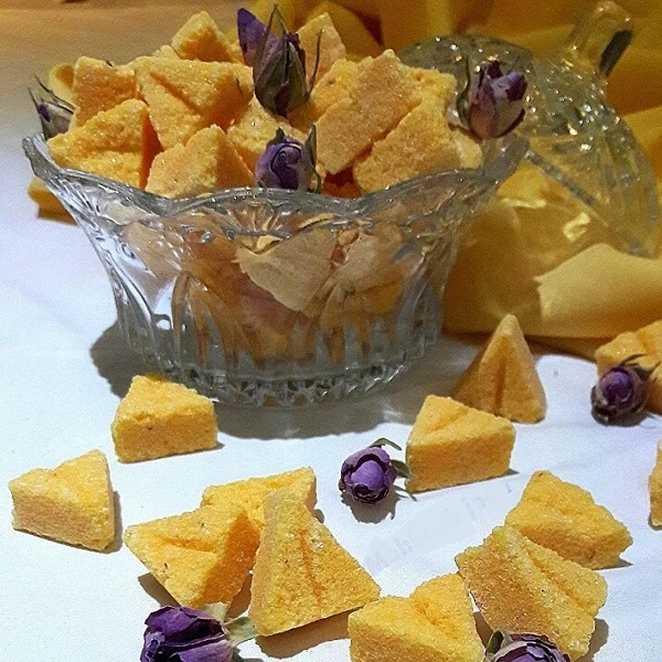 عکس شماره 5 : قالب شکلات مدل حبه ای قند طرح مثلث