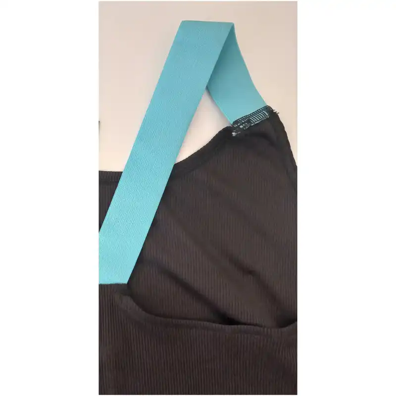 ست تاپ و شلوارک ورزشی زنانه مدل Sh