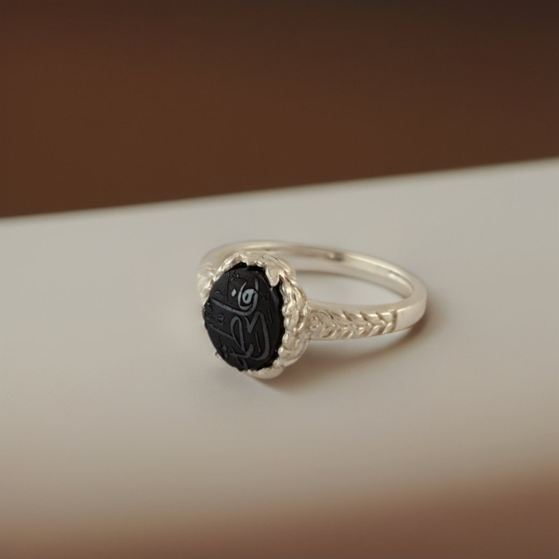 انگشتر نقره زنانه ملک زیور مدل حدید کد 52 انگشتر نقره زنانه ملک زیور مدل حدید کد 52