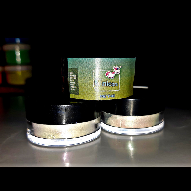 پودر رنگ رزین اپوکسی یونیکورن مدل کروم حجم 10 میلی لیتر بسته 3 عددی پودر رنگ رزین اپوکسی یونیکورن مدل کروم حجم 10 میلی لیتر بسته 3 عددی