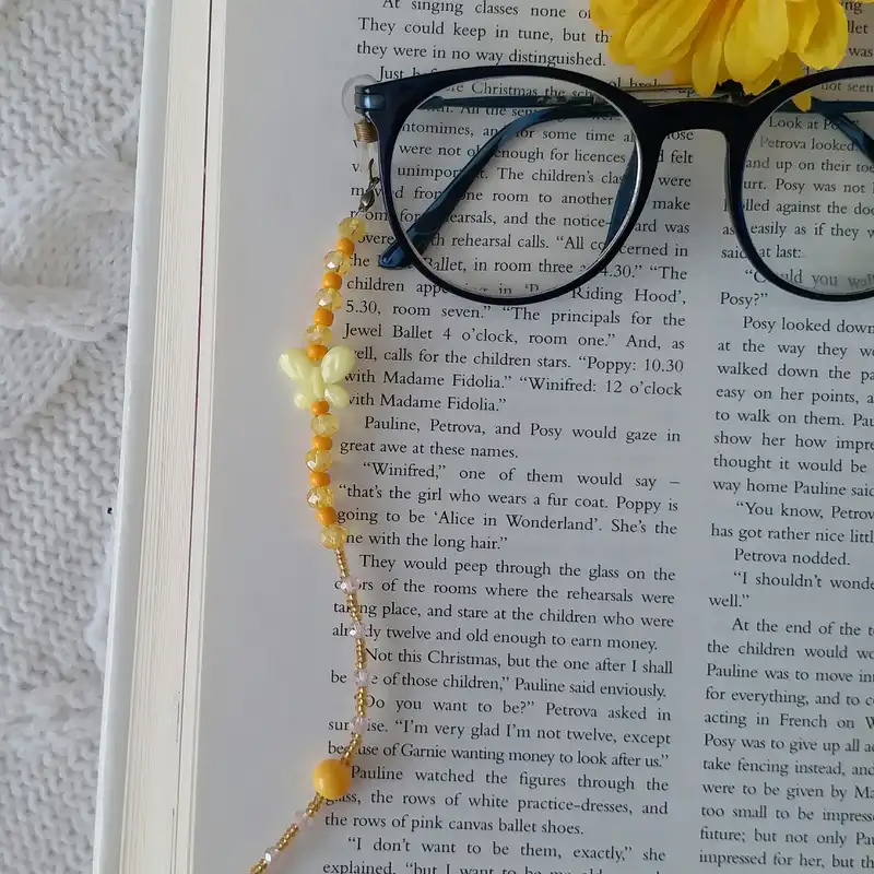 بند عینک مدل کریستال پروانه BE114