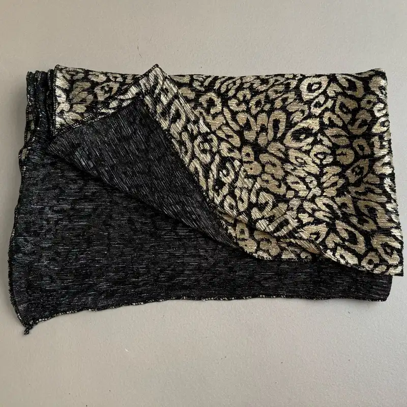 شال زنانه مدل حریر کش مهمانی مجلسی براق پلنگی